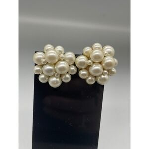 Vintage Pearl Cluster Clip On Earrings Japan Faux Pearl Glamorous Statement